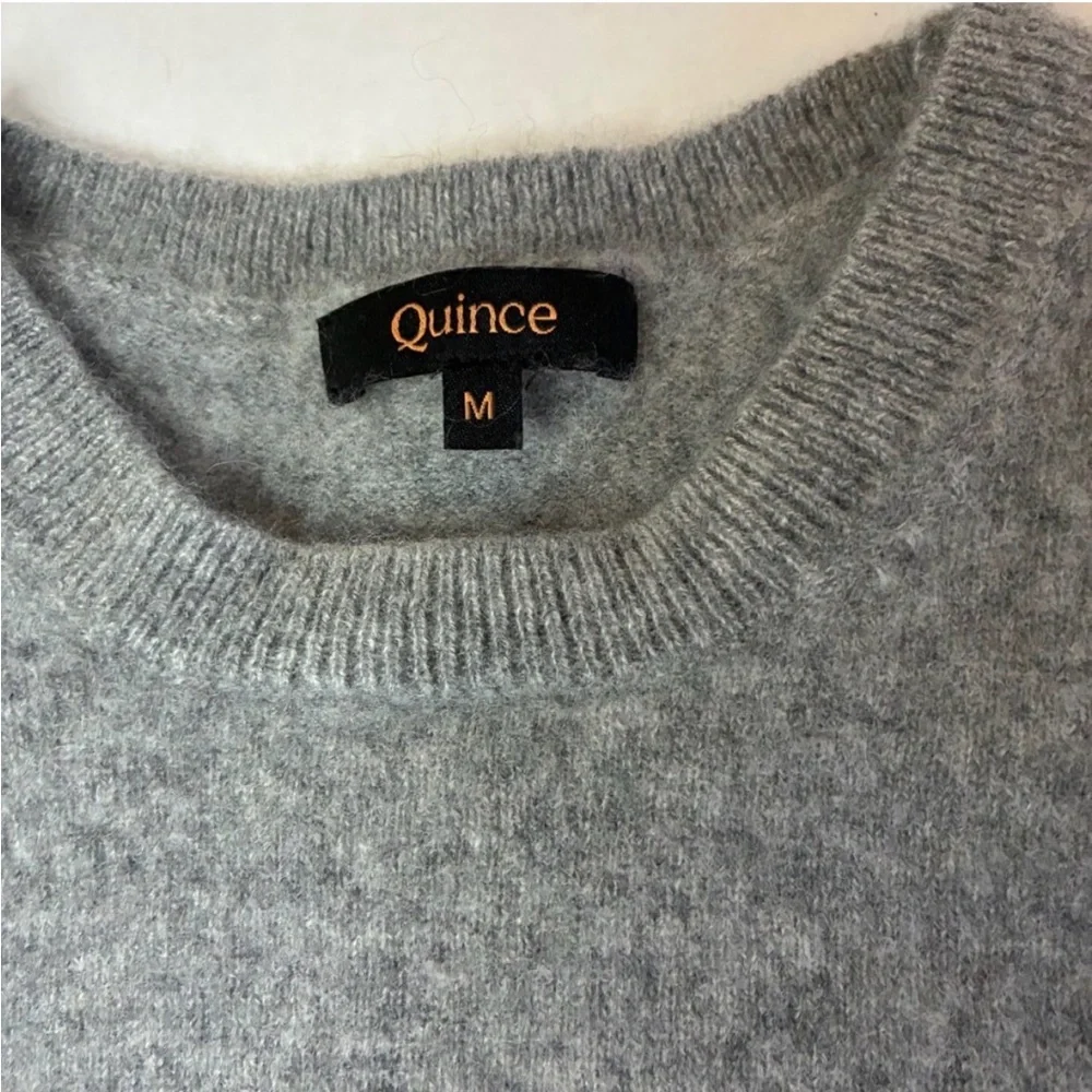 Quince Womens 100% Cashmere Crew Neck Sweater Heather Gray Luxury Medium Cozy - Picture 5 of 12